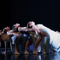 Danza 3 Insoliti Movimenti