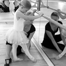 Darien School of Dance LLC