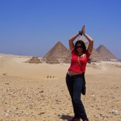 Deborah Aula Dança do Ventre e Tatuagem de Henna