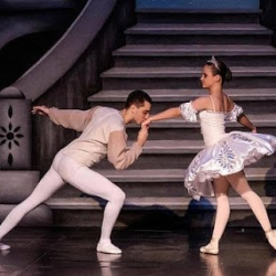 Emy32 Estúdio de Dança