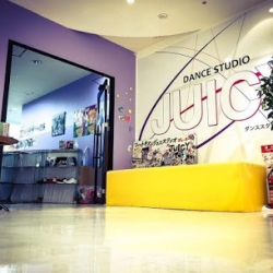ダンススタジオジューシー