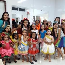 Le Ballet Stúdio de Dança