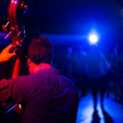 Mayeuswing Escuela de Baile Swing & Club Social