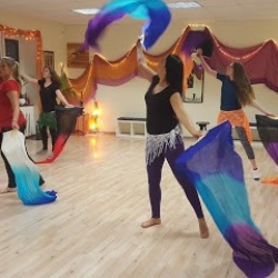Bauchtanzschule Shayna Nurah