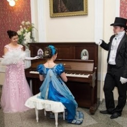 Школа исторического танца 'Олирна'