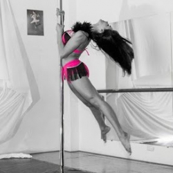 Art Divas Pole Dance