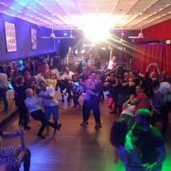 Salsa Brisa's La Mulata