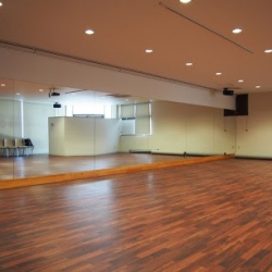 スペースアワー仙台スタジオ