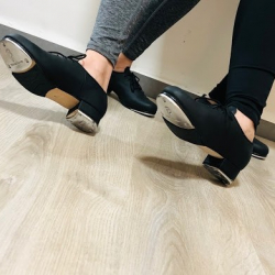 סטודיו לריקוד step-in