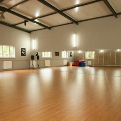 Studio Tańca i Akrobatyki 'Stop And Go'