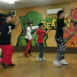 Dance Studio Beat-in