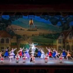 Ballet Studio Lady Enns