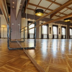 Dance Center WYPYCH