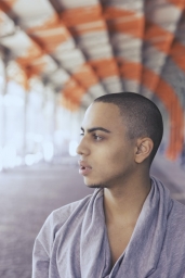 photo-1614674460012-14471be6fbf0